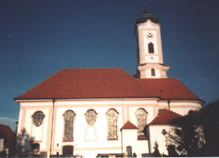 Foto der Kirche St. Clemens in Herbertshofen